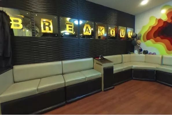 Breakout® Escape Rooms